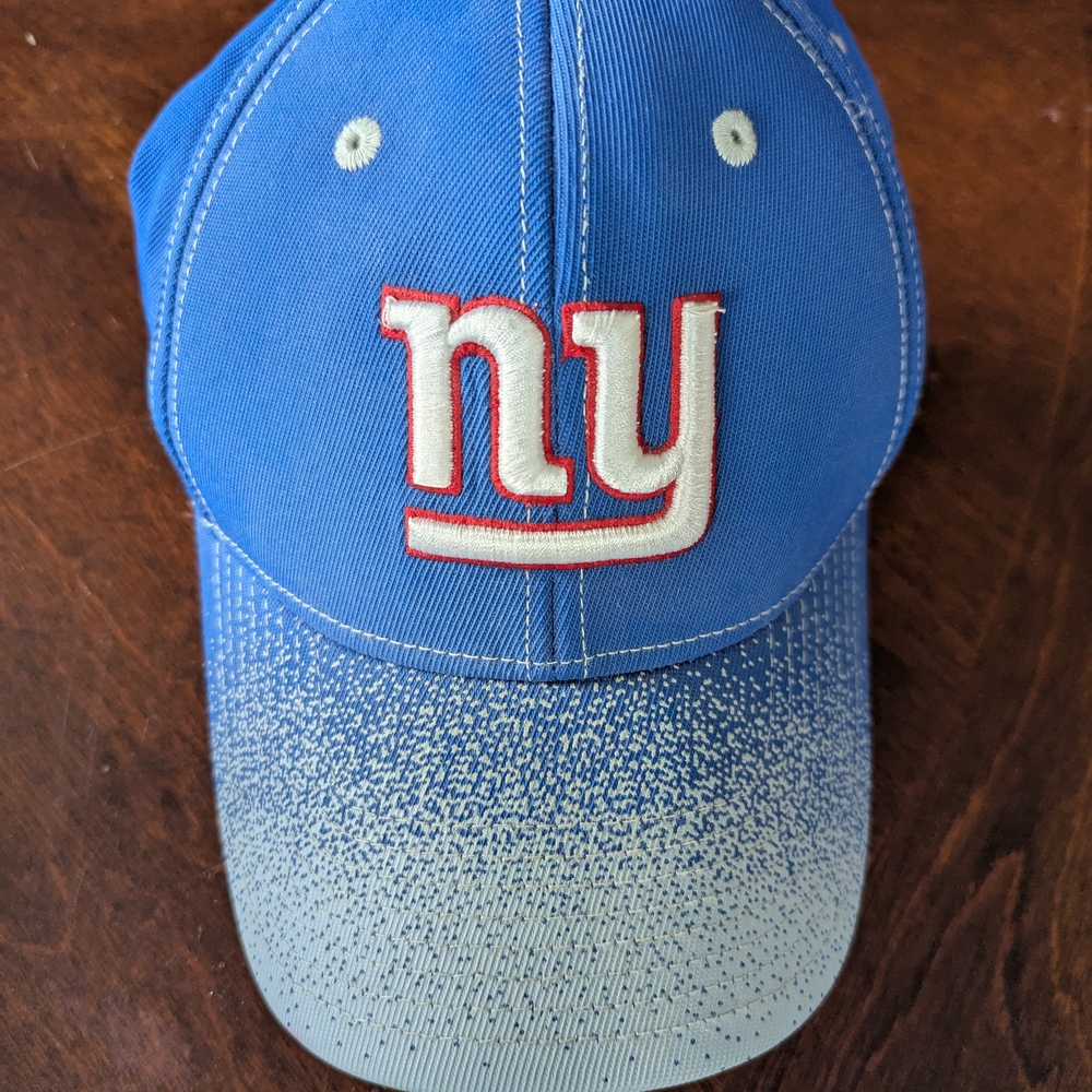 Reebok Blue and White Hat Gradient Design